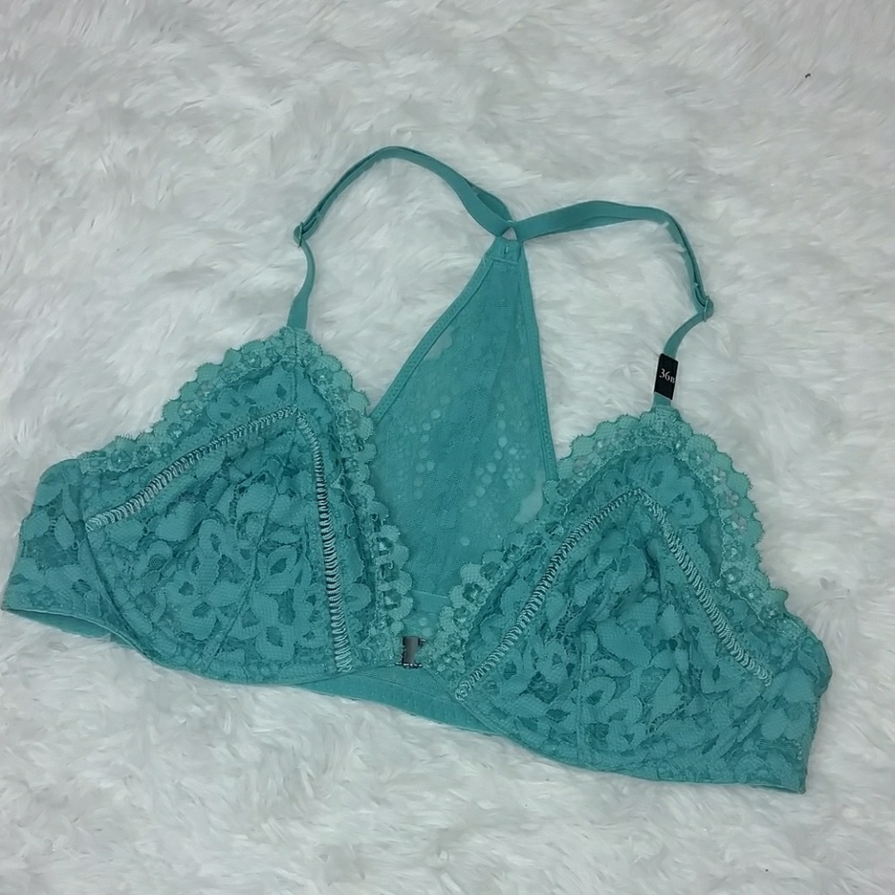 NWT Victoria's Secret Lace Bralette
